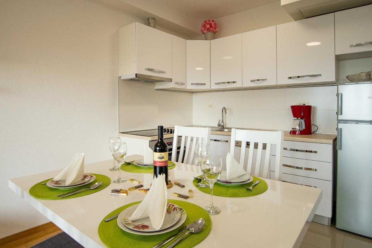 Apartments Mattea Makarska Zewnętrze zdjęcie