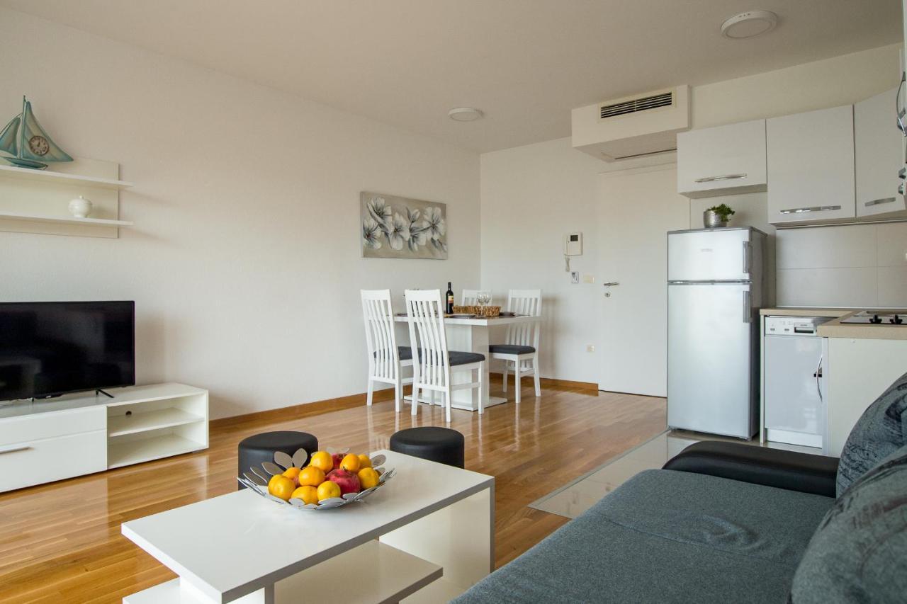 Apartments Mattea Makarska Zewnętrze zdjęcie