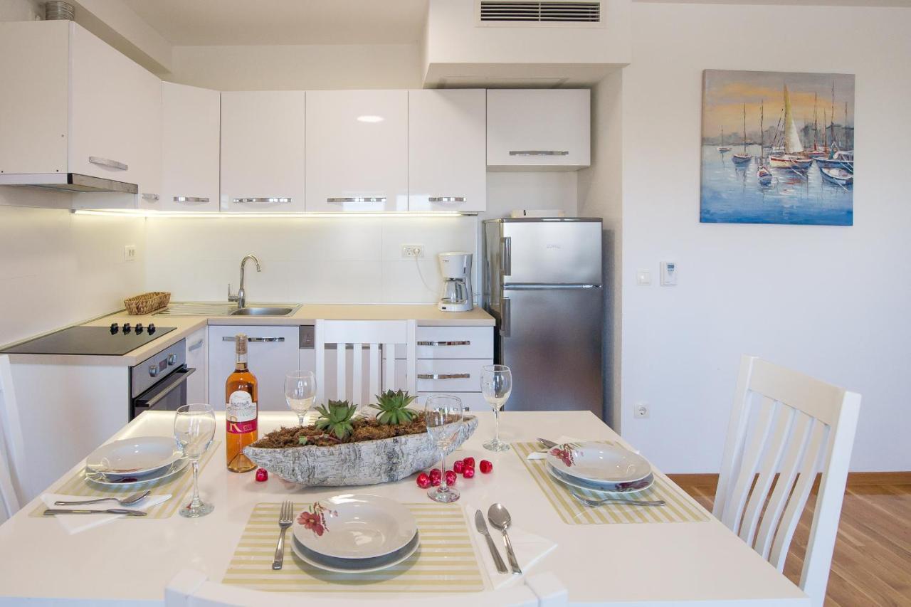 Apartments Mattea Makarska Zewnętrze zdjęcie