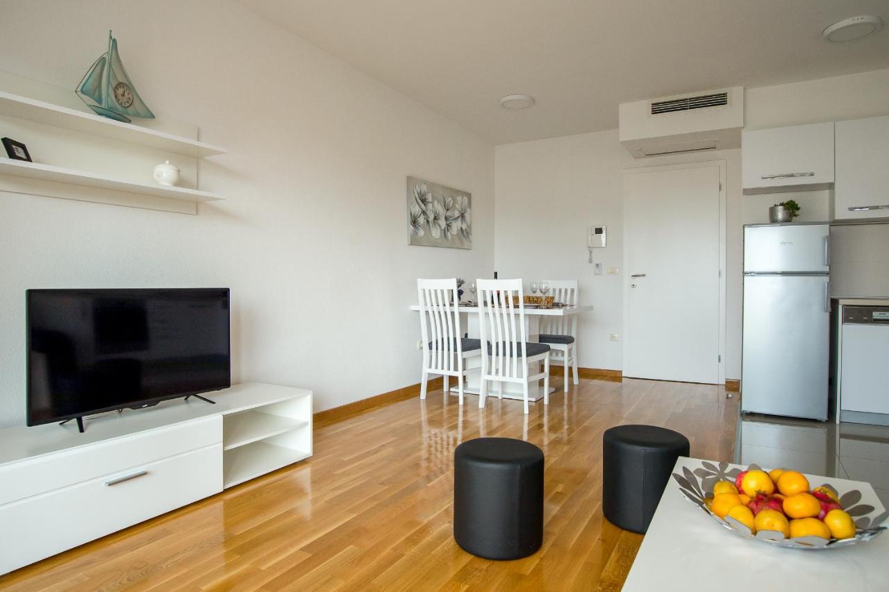 Apartments Mattea Makarska Zewnętrze zdjęcie