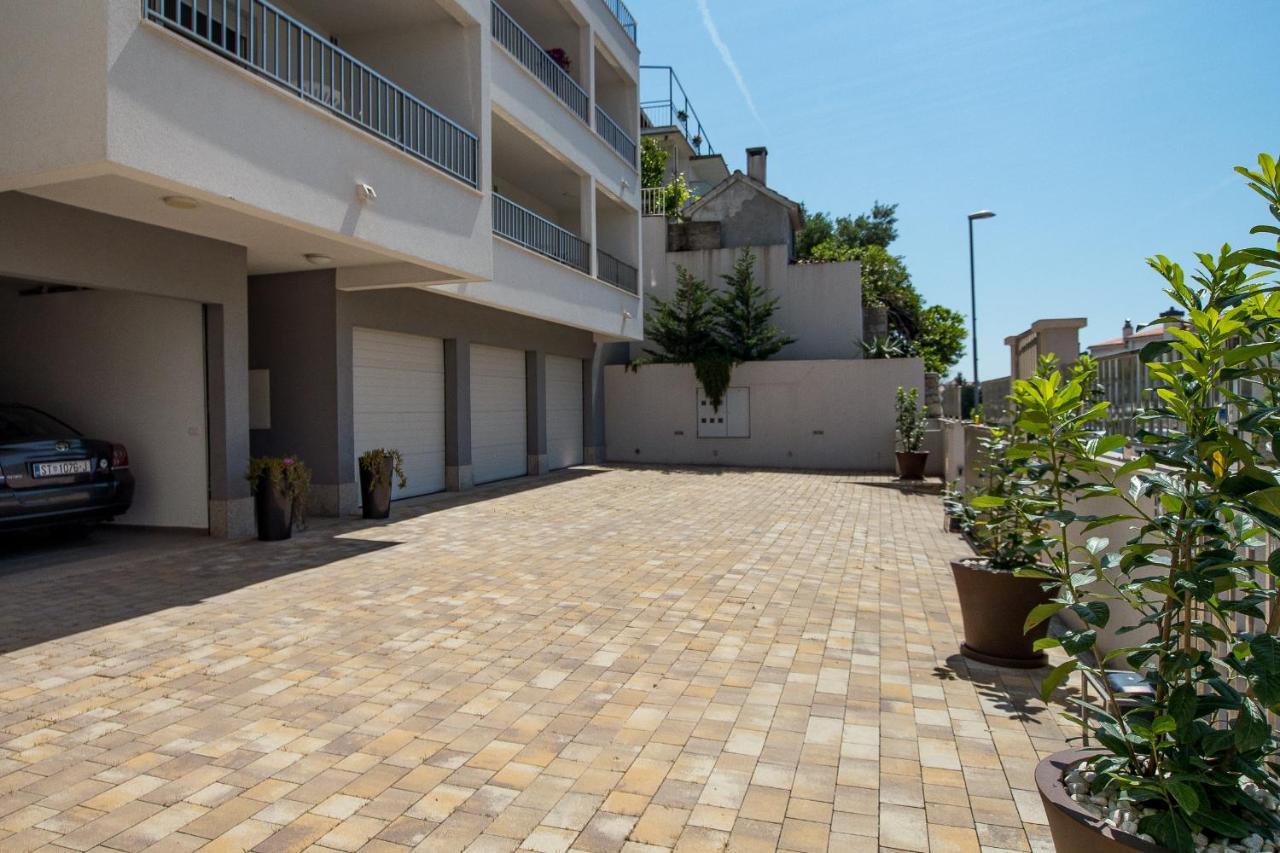 Apartments Mattea Makarska Zewnętrze zdjęcie